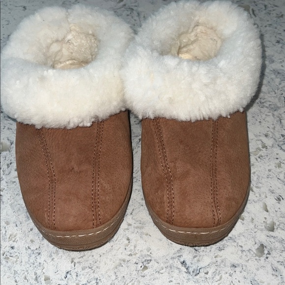 Hush Puppies Cushy Chestnut Suede size 9 - Picture 1 of 6